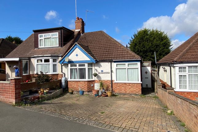 Kirk from THS fixing a broken bath drain seal in Northampton